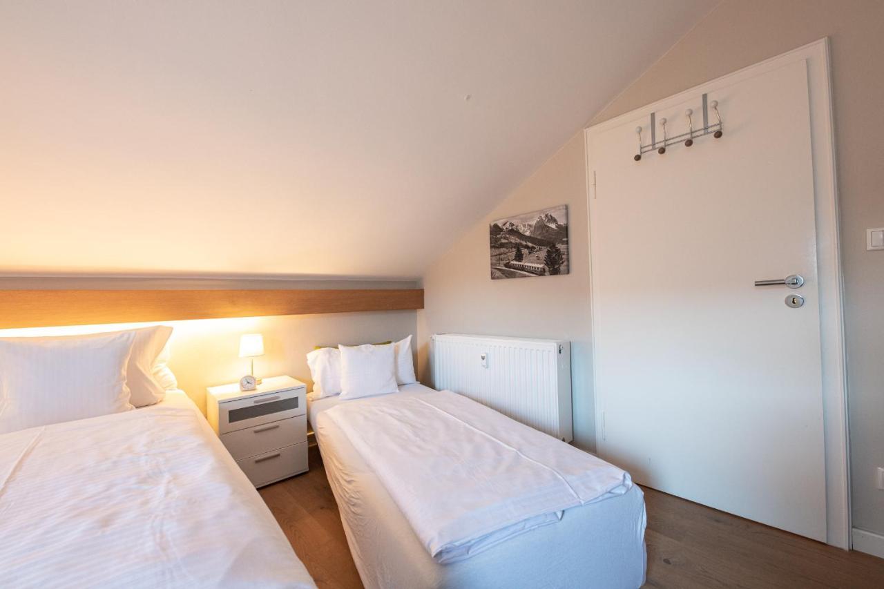 Ueberflieger Apartment Garmisch-Partenkirchen Ngoại thất bức ảnh